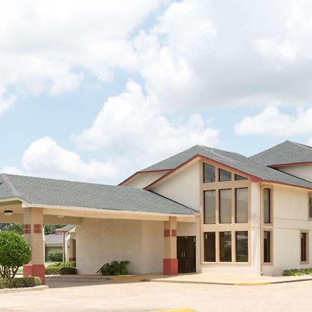 Super 8 By Wyndham Bossier City/Shreveport Area Екстер'єр фото