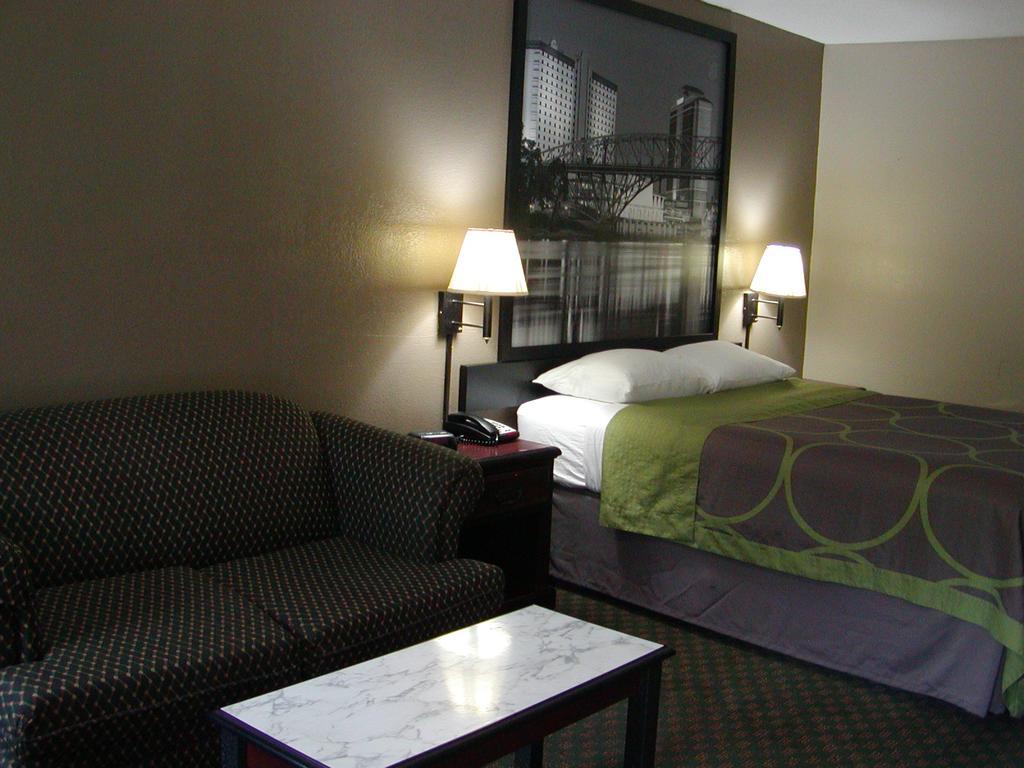 Super 8 By Wyndham Bossier City/Shreveport Area Екстер'єр фото