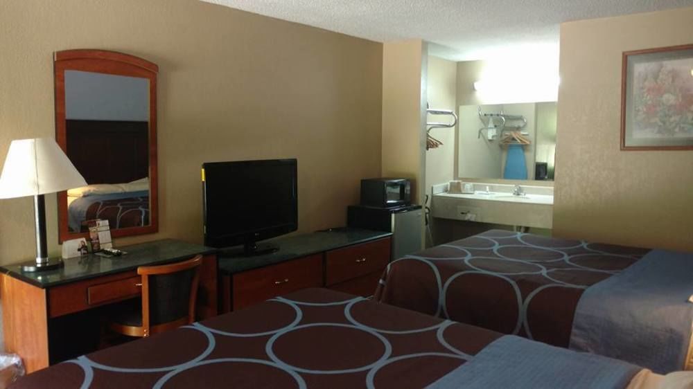 Super 8 By Wyndham Bossier City/Shreveport Area Екстер'єр фото