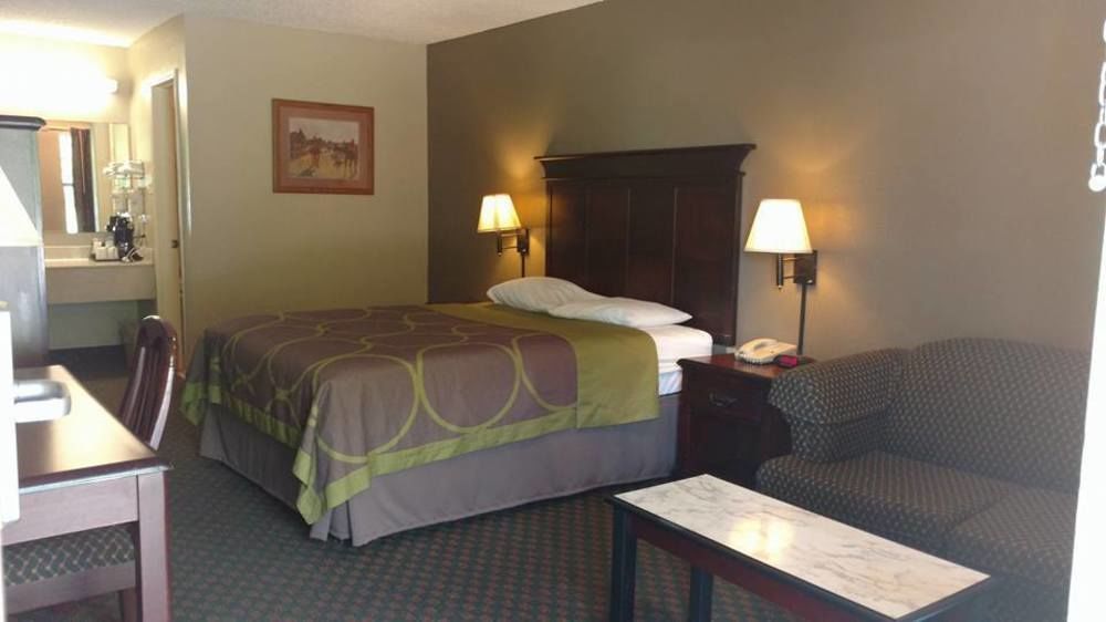 Super 8 By Wyndham Bossier City/Shreveport Area Екстер'єр фото
